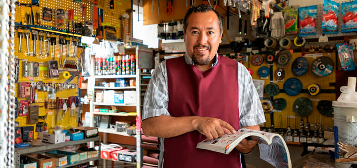 ¿Cómo puedo empezar mi propio emprendimiento?